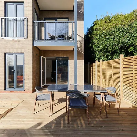 The Wembley Park Secret - Spacious 3bdr Flat With Terrace *