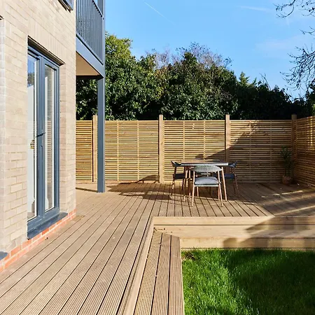 The Wembley Park Secret - Spacious 3bdr Flat With Terrace