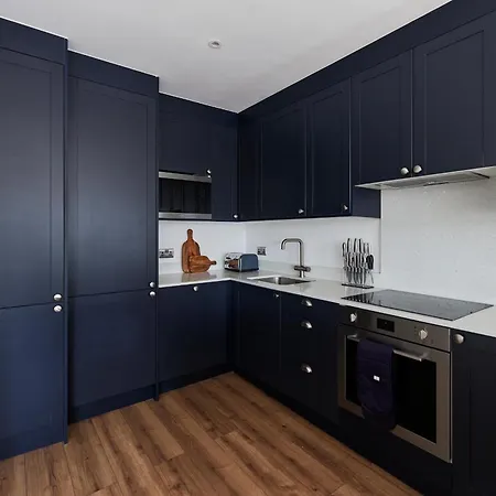 The Wembley Park Secret - Spacious 3bdr Flat With Terrace *