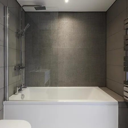 The Wembley Park Secret - Spacious 3bdr Flat With Terrace