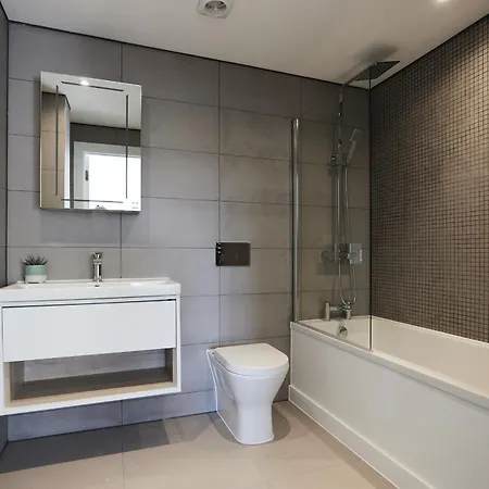 Apartment The Wembley Park Secret - Spacious 3bdr Flat With Terrace *