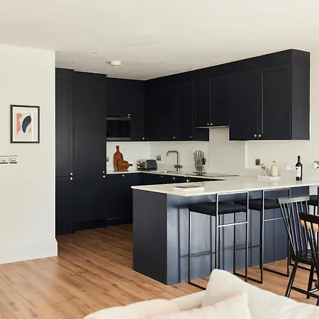 The Wembley Park Secret - Spacious 3bdr Flat With Terrace *