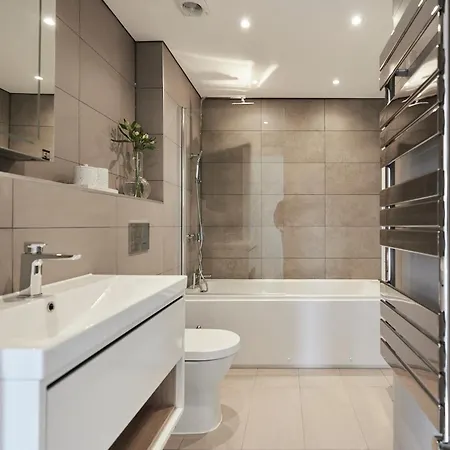 The Wembley Park Secret - Spacious 3bdr Flat With Terrace * London