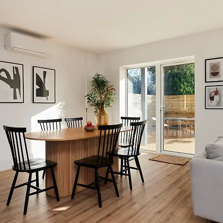The Wembley Park Secret - Spacious 3bdr Flat With Terrace Apartment