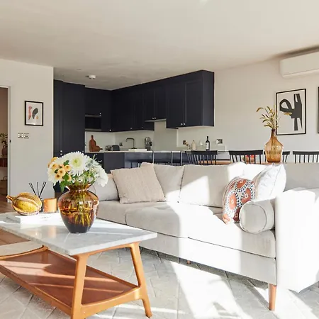 The Wembley Park Secret - Spacious 3bdr Flat With Terrace Apartment *