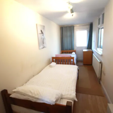 House Apartment Feltham