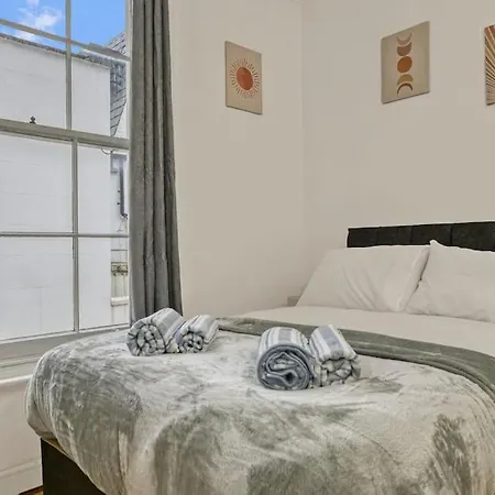 Cosy 2br Retreat Near Paddington Station * London