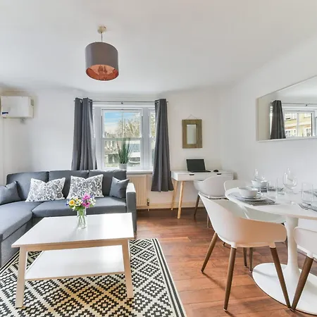 Apartment Fantastic Central Line City-pad! *
