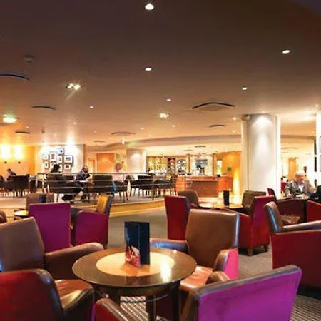 London - Heathrow M4,jct.4, An Ihg 4*