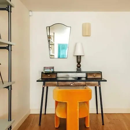 3 Bdrm Notting Hill Mews House - 2 Balconies Ferienhaus