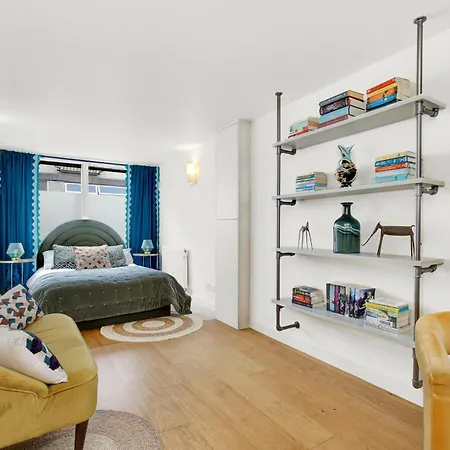 3 Bdrm Notting Hill Mews House - 2 Balconies Ferienhaus *