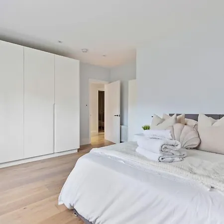 Luxury 3 Bed Flat In Kensington Apartment