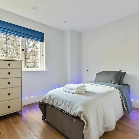 Apartment Luxury 3 Bed Flat In Kensington London