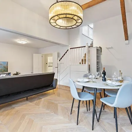 Luxury 3 Bed Flat In Kensington * London