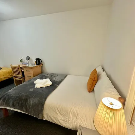 Cosmopolitan Comfort Private Bedrooms In Euston 106 Homestay London