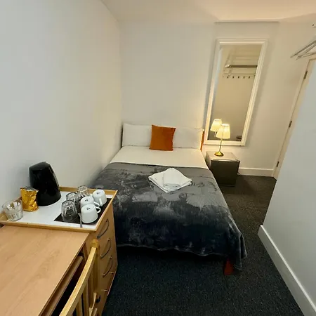 Cosmopolitan Comfort Private Bedrooms In Euston 106