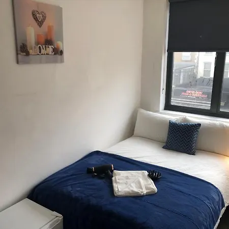 Cosmopolitan Comfort Private Bedrooms In Euston 106 London