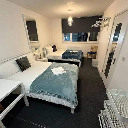 Homestay Cosmopolitan Comfort Private Bedrooms In Euston 106 London