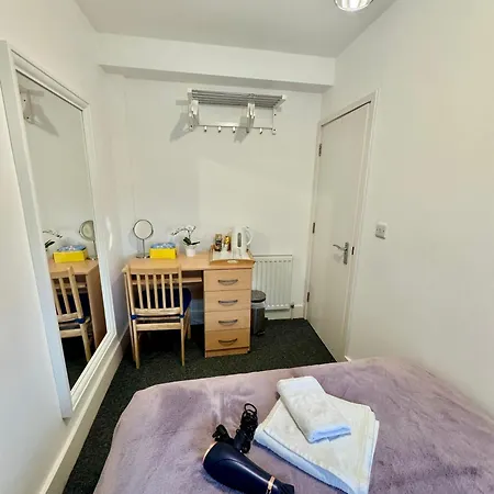 Homestay Cosmopolitan Comfort Private Bedrooms In Euston 106 *