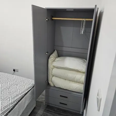 Apartment Private One Bedroom Flat In Barnet, London *