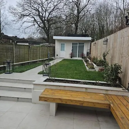 Apartment Private One Bedroom Flat In Barnet, London