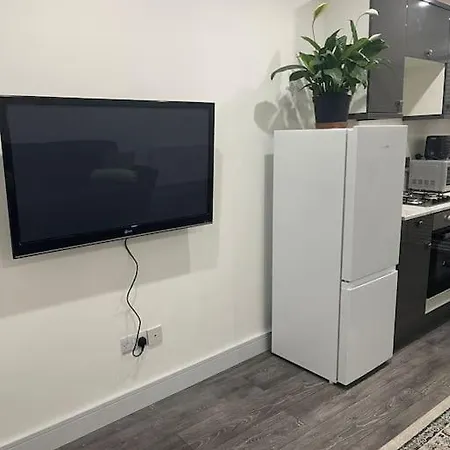 Private One Bedroom Flat In Barnet, London Finchley