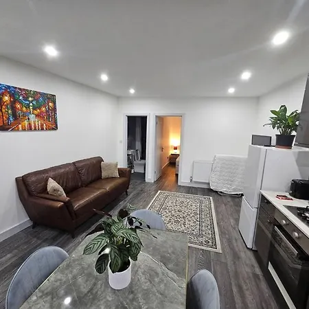 Apartment Private One Bedroom Flat In Barnet, London Finchley