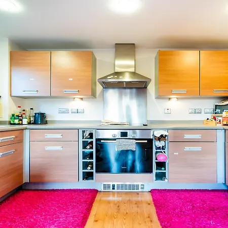 1 Bedroom Stylish In Zone 2 Close To Center - Whole Apartment