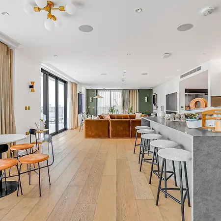 Modern King's Cross Apartment *