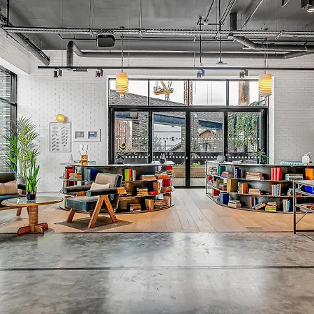 Modern King's Cross Apartment London