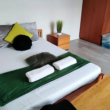 Cosy Near E1 * London