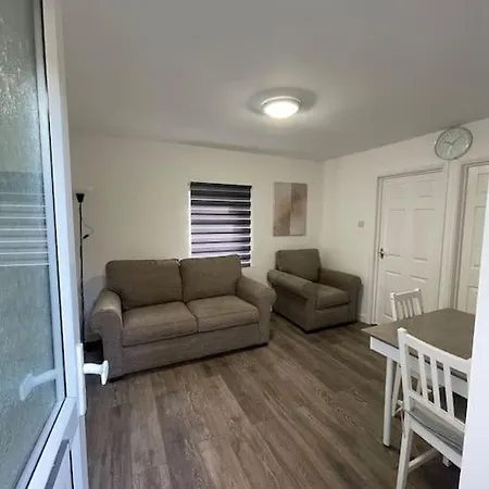 Apartment Citrine - Executive London Garden Flat South Norwood