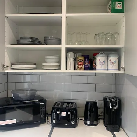 Holiday home L A Place Croydon, London *