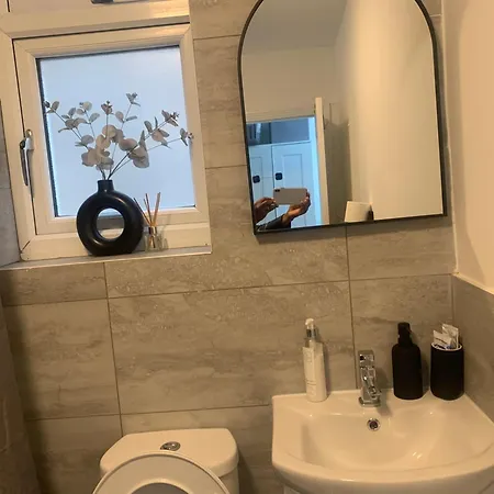 Holiday home L A Place Croydon, London *