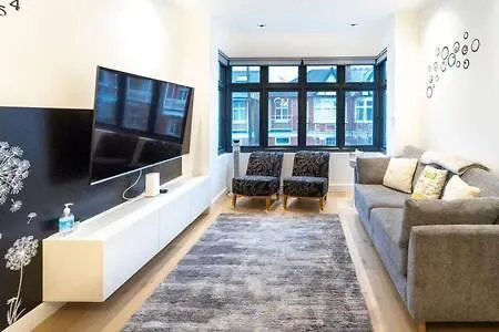 Modern Ealing Common Duplex *