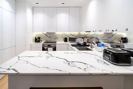 Modern Ealing Common Duplex