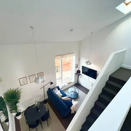 Camden Loft Apartment- 3 Apartment
