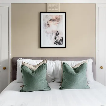 The Clapham Apartment London