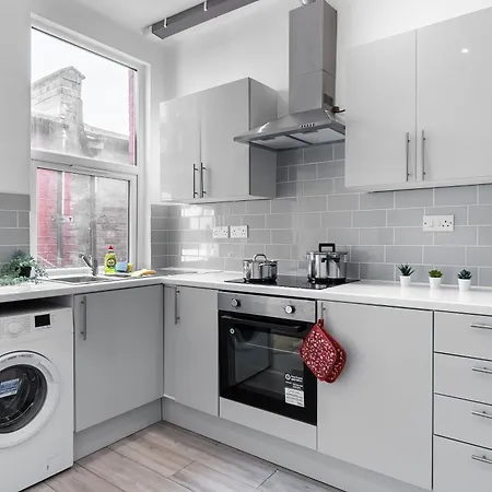 Modern Studio By Livestay Short Lets & Serviced Guest house *