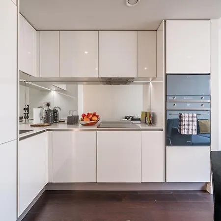 Apartment 5-star Family 2br 2ba Central Apt