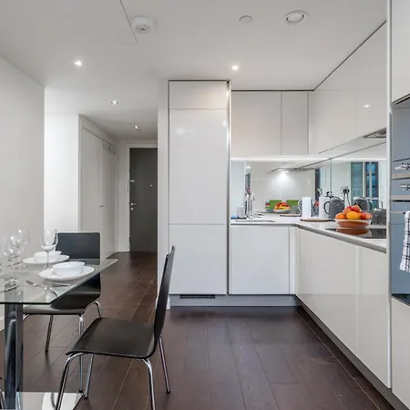 Apartment 5-star Family 2br 2ba Central Apt *