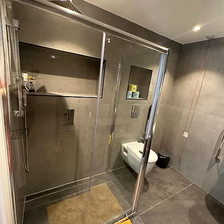 Apartment Modern Flat Near Highbury & Islington Station *