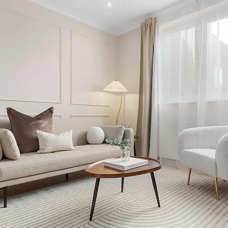 Apartment Designer In Central London