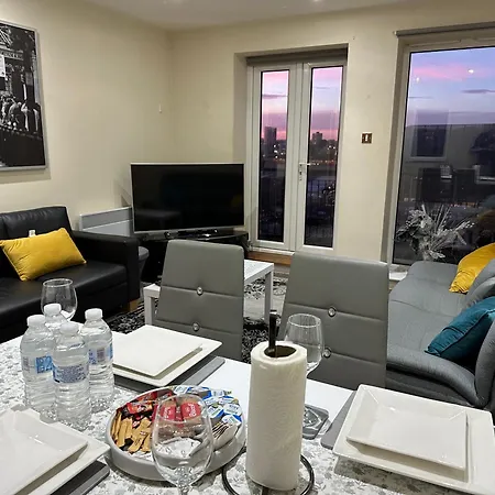 Abba Corner Apartment London