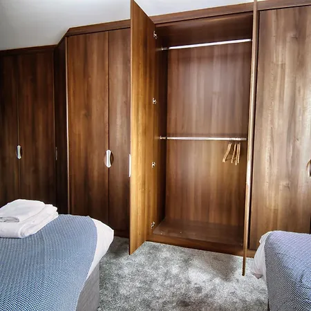 2 Bed Flat In Islington *