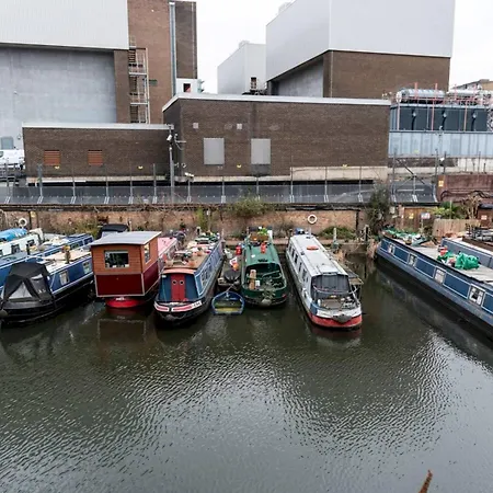 Pass The Keys Canal-view Flat Near Madame Tussauds *