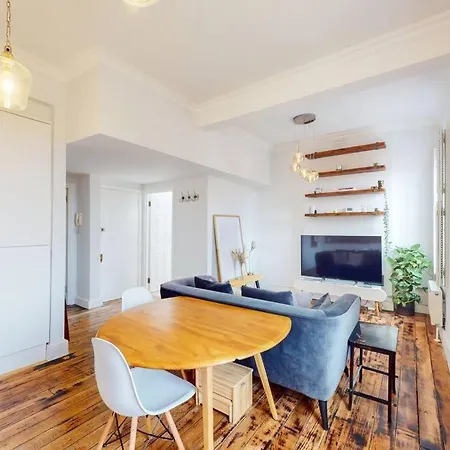 Modern 1bd Flat In Clapham Old Town Apartment
