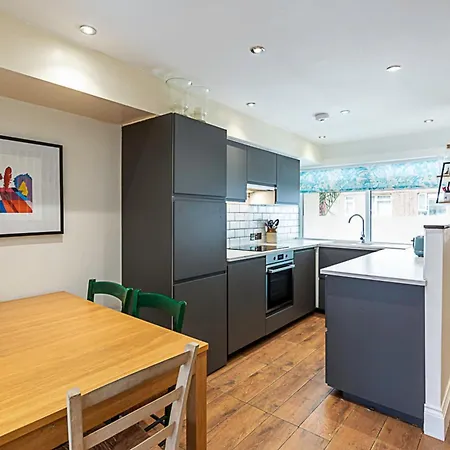 Terraced Bermondsey House Holiday home *