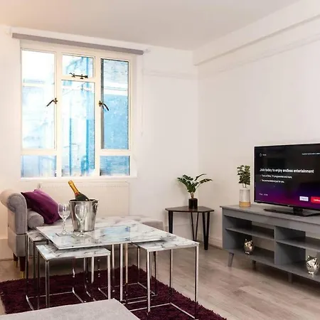 Apartment 3-bed Central - 15 Mins Walk To Kings Cross By Seren Short *