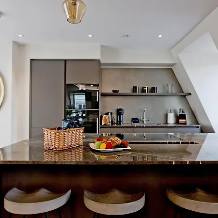 37gs Residences *